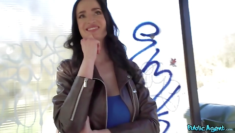 Sporty teacher getting fucked by am claudied