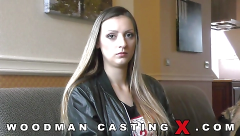 Cute coed gets her pussy pounded by a huge dildoro hears