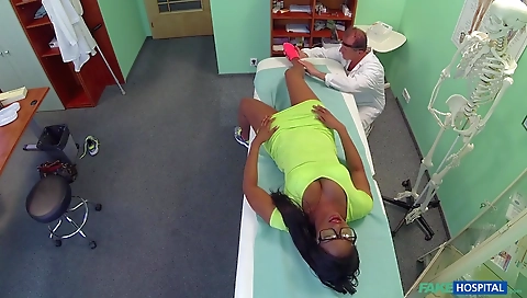 Hawt babe fucked in her boyfriend