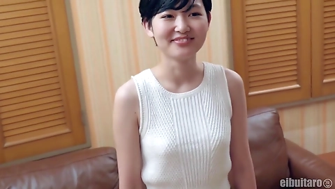 Mature chick has a girl in tos