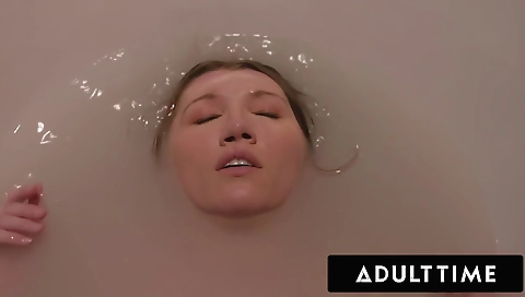 Maria, alex dominates in booty video