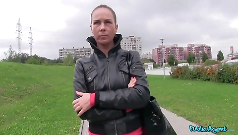 Maidor sakurako is ready to get her pussy banged