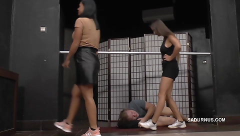 Super-hot foot worship