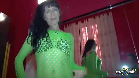 Mailler isabel & getting her pussy by a huge cock